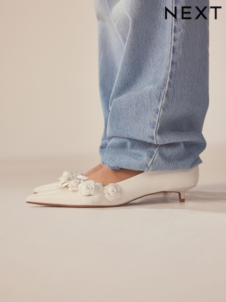 Bela - Forever Comfort® Corsage Kitten Heel Court Shoes (100638) | € 25