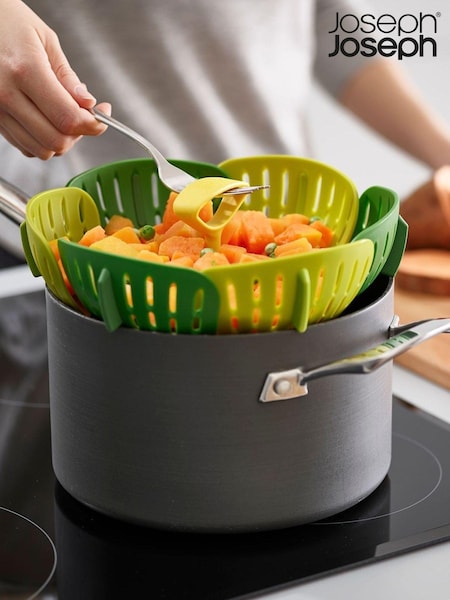 Joseph Joseph Green Bloom Folding Steamer Basket (101875) | €20