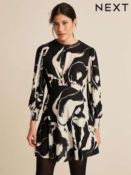 Black/White Mono Floral Long Sleeve Mini Dress (105548) | €9