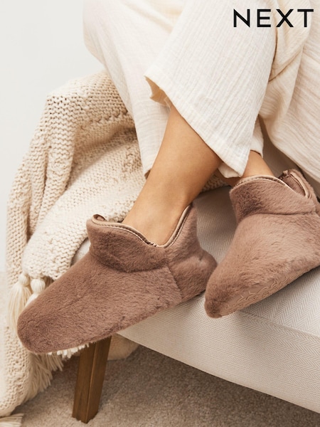 Neutral Faux Fur Cosy Slipper Boots (111046) | €10