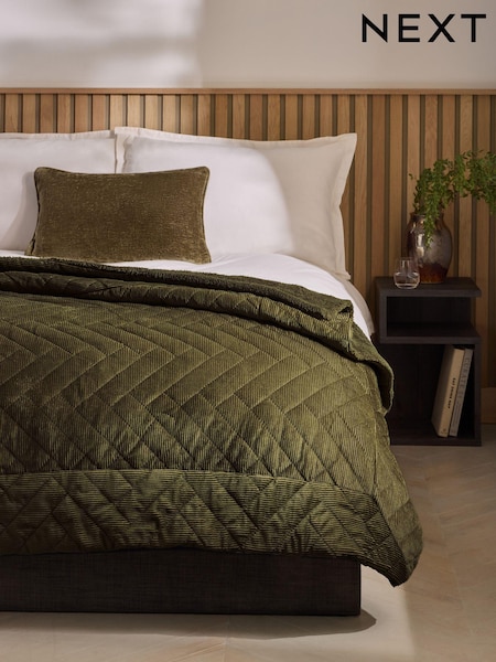 Green Quilted Cord Sherpa Reverse Throw (115214) | €46 - €77