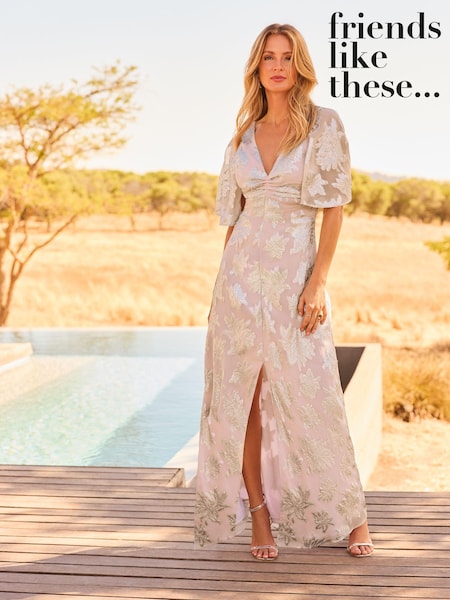 Розовый - Friends Like These Flutter Cape Sleeve V Neck Maxi Dress (117718) | €43