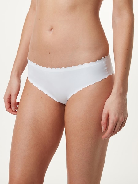 Valkoinen - Ei näkyviä pikkuhousujen rajoja Scallop Edge Knickers (122357) | €11