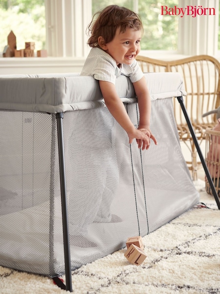 BabyBjörn Silver Travel Cot (143550) | €300