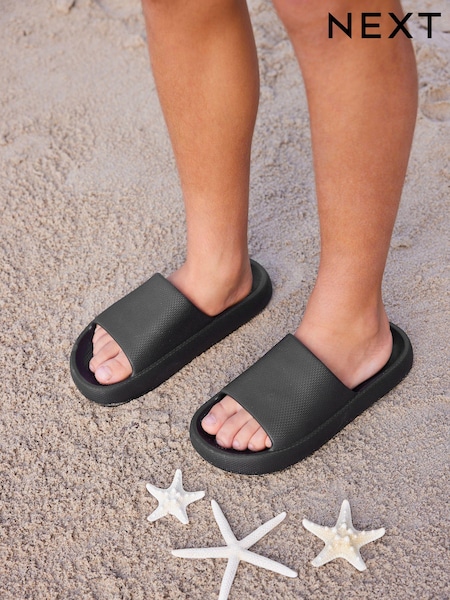 Black Chunky Sliders (149462) | €14 - €18