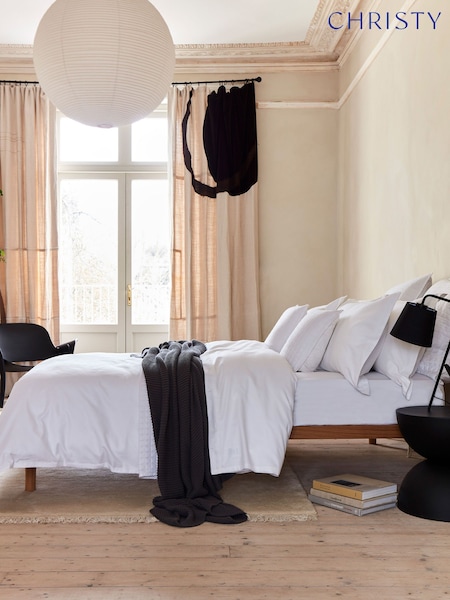 Christy White Riley Luxury 400 Thread Count 100% Cotton Jacquard Cover and Pillowcase Set (151185) | €146 - €186