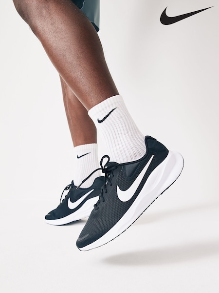 Nike Black/White Revolution 7 Road Running Trainers (154943) | €77