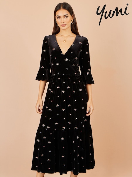 Black - Yumi Velvet Embroidered Midi Dress
