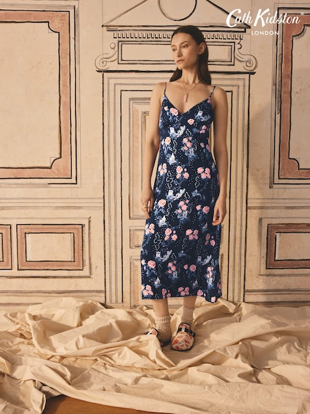 Cath Kidston Navy Floral Woven Viscose V-Neck Slip (173326) | €25