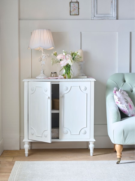 Shabby Chic by Rachel Ashwell® White Juni Cabinet (174827) | €882