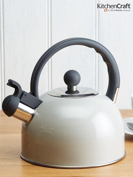 Kitchencraft Living Nostalgia Whistling Kettle (177272) | R$ 255