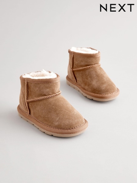 بني - Warm Lined Suede Boots (177978) | ‏119 ر.ق. - ‏148 ر.ق.