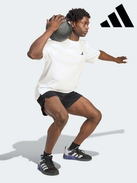 Ақ - Regular Adidas Primelift Essentials Workout Graphics T-shirt