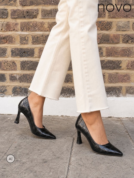 Black - Novo Iona Mid Height Point Toe Court Shoes