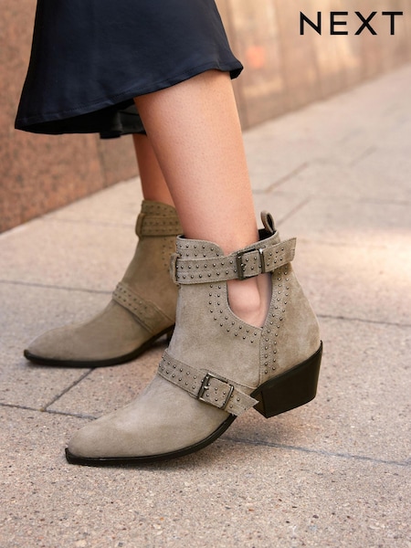 Mink Brown Forever Comfort® Stud Detail Cut-Out Ankle Boots (187068) | €39