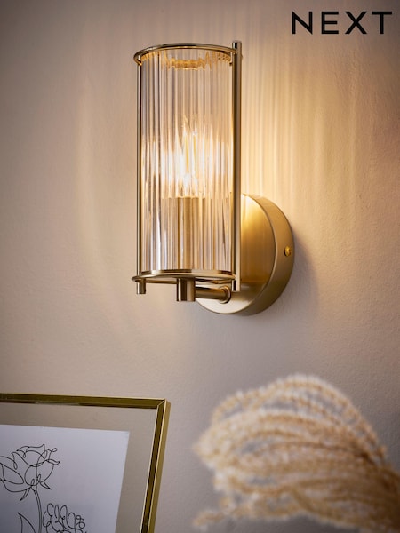 Brass Hertford Wall Light (193761) | €46