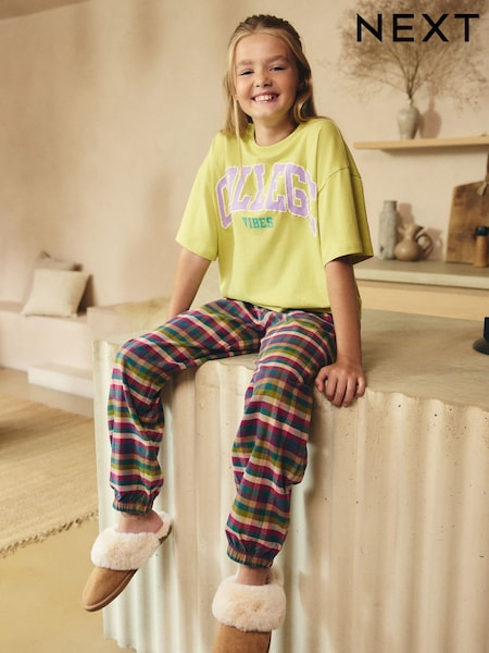أخضر - Woven Bottom Pyjamas 1 Pack (3-16yrs) (195936) | ‏101 ر.س.‏ - ‏131 ر.س.‏