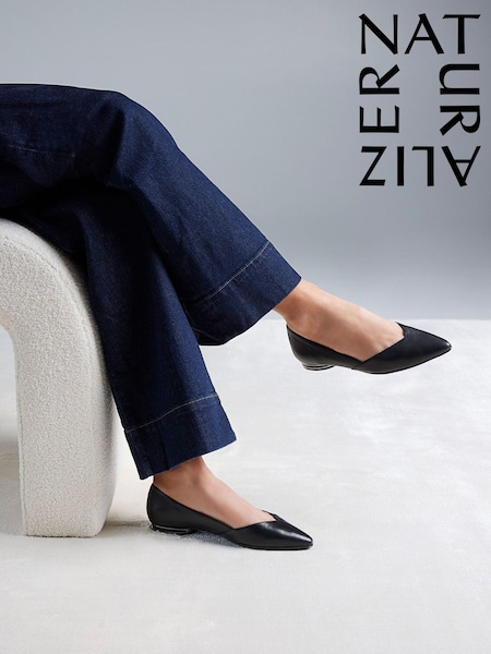 črna - Naturalizer Havana Point Ballerina Leather Shoes (196422) | € 158