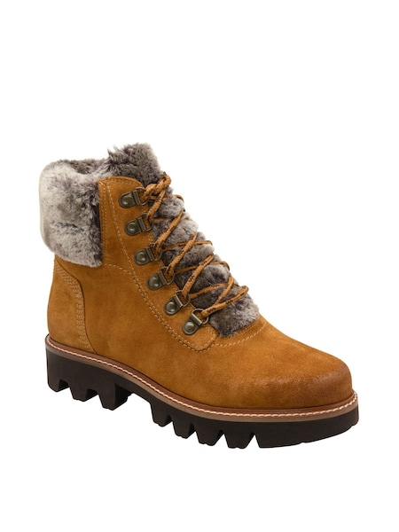 Ravel Suede Leather Cleated Sole Lace Up Ankle Boots (204888) | 74 €