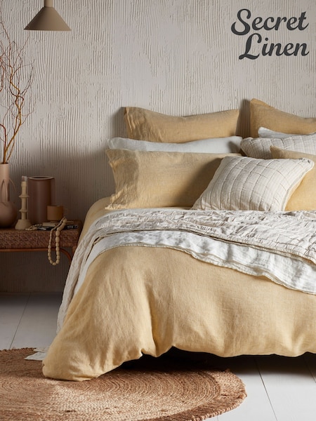 غطاء لحاف من Secret Linen Store Linen