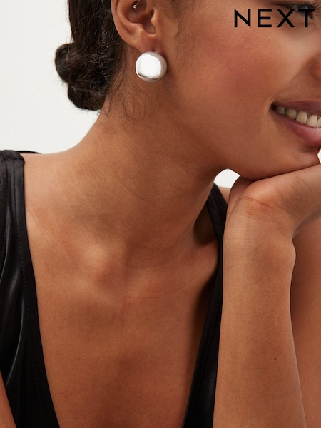 Stříbrný odstín - Orb Stud Earrings (208602) | 192 Kč