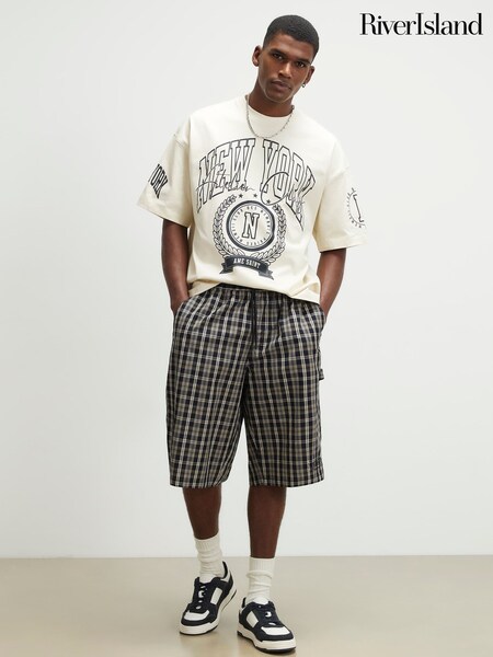 Cream - Regular River Island Oversized Fit New York Badge T-shirt