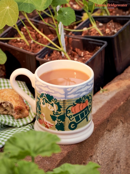 Emma Bridgewater Country Icons Pumpkin Picking 1/2 Pint Mug