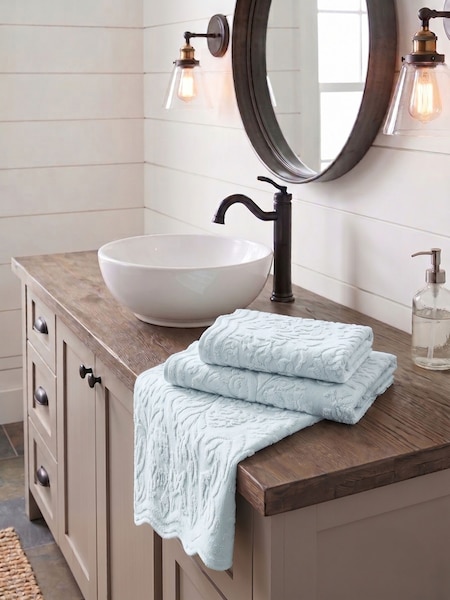 Allure Bath Fashions Gracie Floral Jacquard Scalloped Towel