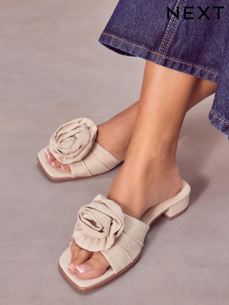 Cream Forever Comfort ® Corsage Flower Mules (222021) | €13