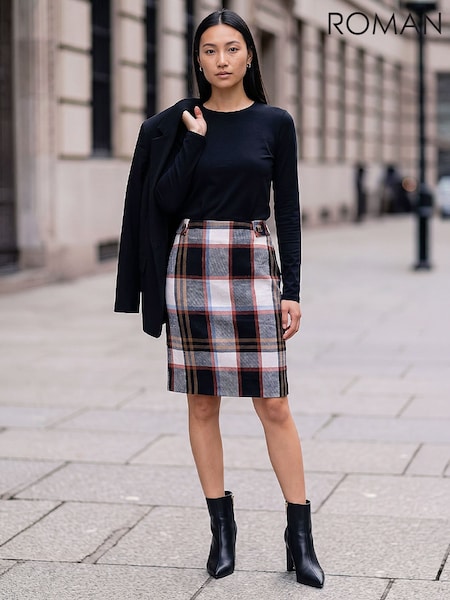 Black - Roman Button Tab Brush Check Skirt