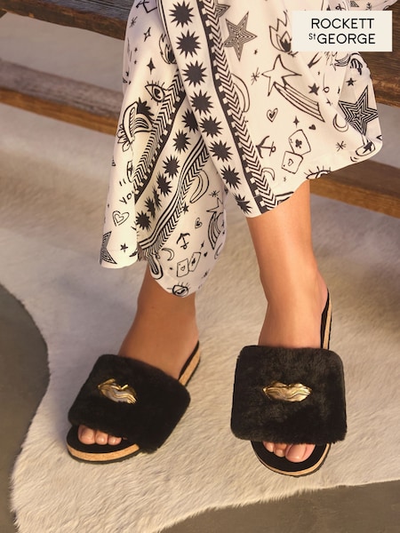 Rockett St George Black Lips Print Faux Fur Plush Clog Sliders (225293) | R$ 235