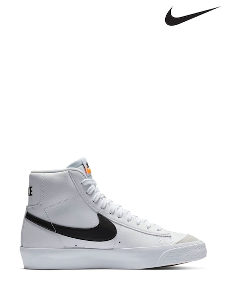 Alb/Negru - Pantofi sport până la gleznă pentru tineri Nike Blazer 77 (229384) | 243 LEI