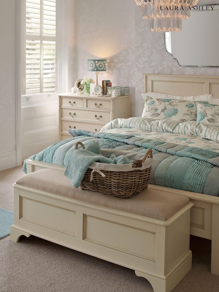 Laura Ashley Ivory Clifton Blanket Box (229585) | €814
