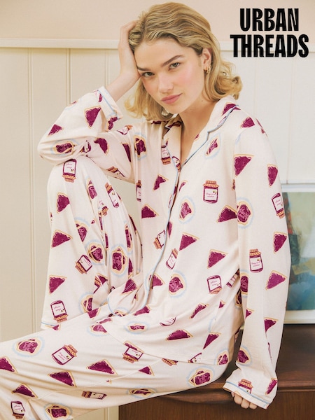 Dabisks tonis - Urban Threads Urban Threads Natural garās pidžamas komplekts ar rakstu "Tu esi mans ievārījums"