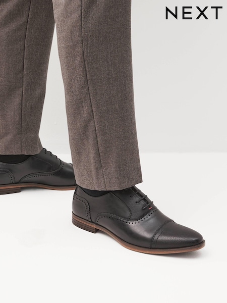Musta - Oxford Toe Cap Shoes (234206) | €52