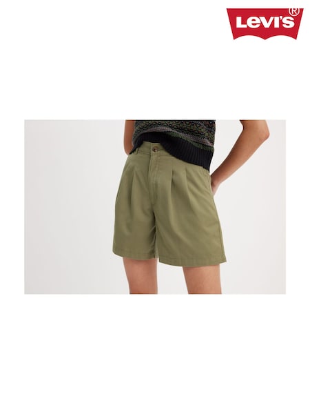 Verde închis licheni - Pantaloni Scurt Taioare Pliuri Levi's (242430) | 196 LEI