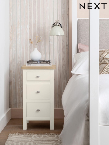 Chalk White Hampton Country Collection Luxe Painted Oak 3 Drawer Slim Bedside Table (242731) | €400