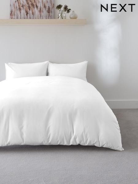 White Easy Care Polycotton Plain Duvet Cover and Pillowcase Set (249101) | 49 QAR - 132 QAR