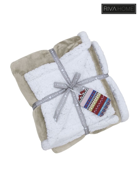Riva Home Natural Luxury Supersoft Deep Pile Sherpa Fleece Throw (266856) | 139 QAR