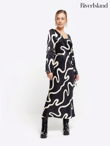 River Island Black Petite Scoop Neck Dress (270144) | €40