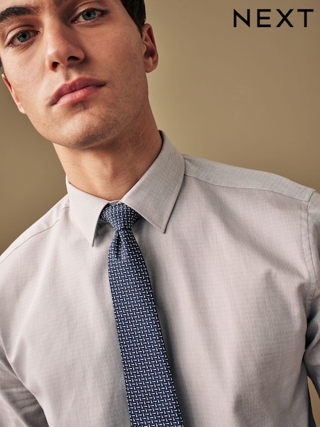 Neutral Brown/Navy Blue Textured Regular Fit Single Cuff Shirt And Tie Pack (270932) | €15