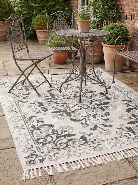 Esselle Kew 120x170cm Antique Printed Rug With Tassel