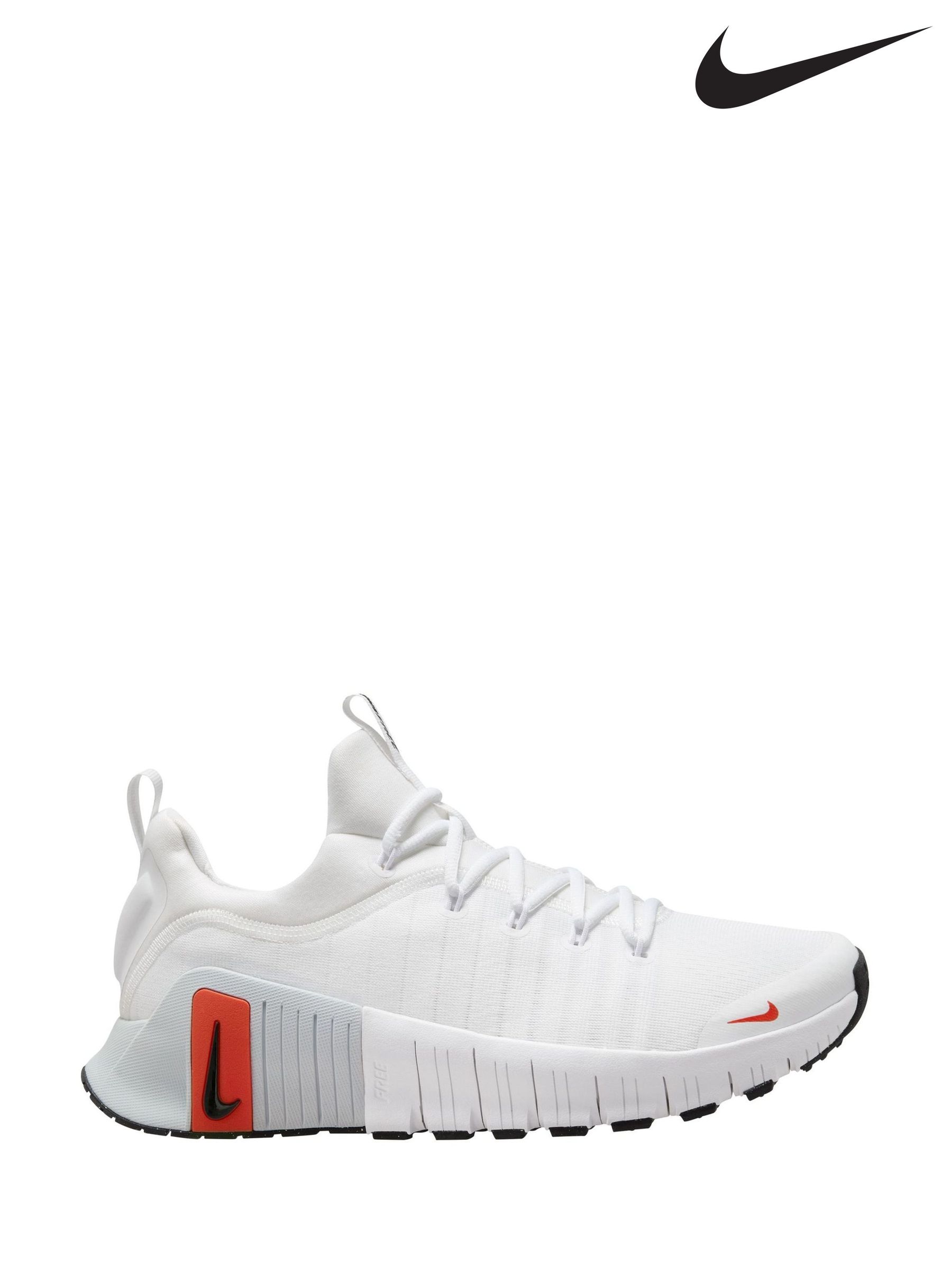 White nike gym trainers sales