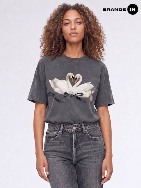 Black - Brands In Swan Ribbon Washed T-shirt