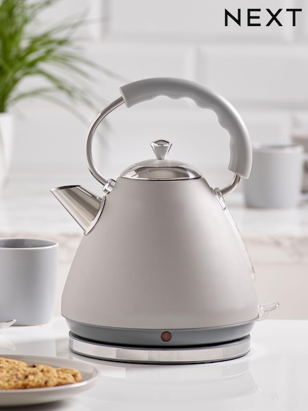 Light Grey Pyramid Kettle (302941) | €59