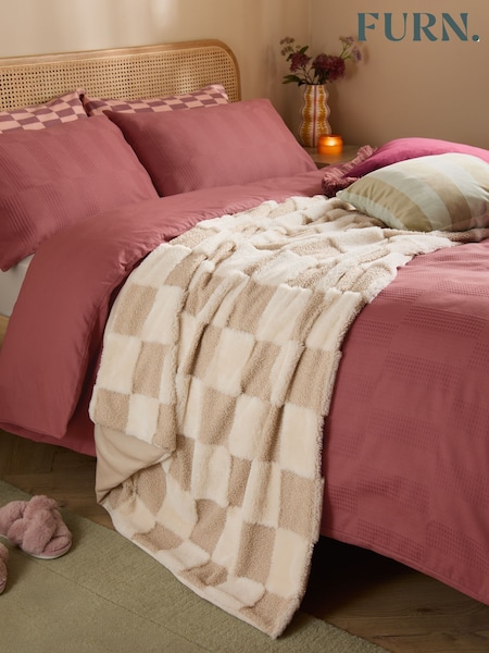 Furn Fur Boucle Check Throw