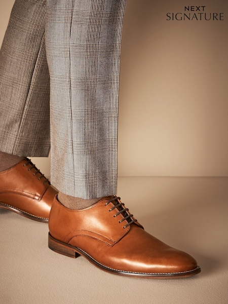 Tan Brown Regular Fit Signature Leather Plain Derby Shoes (317810) | € 50