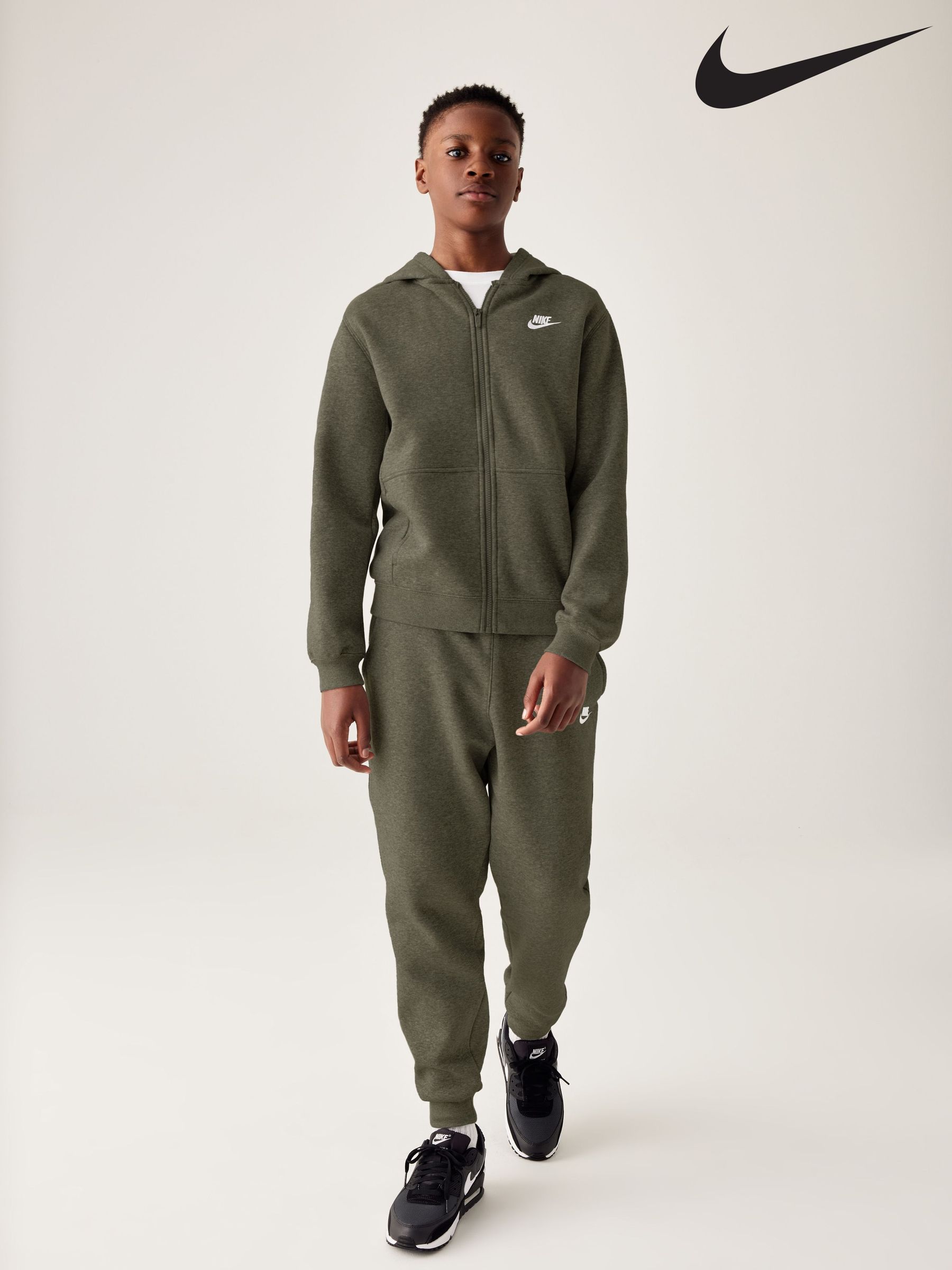 Next boys nike tracksuit clearance