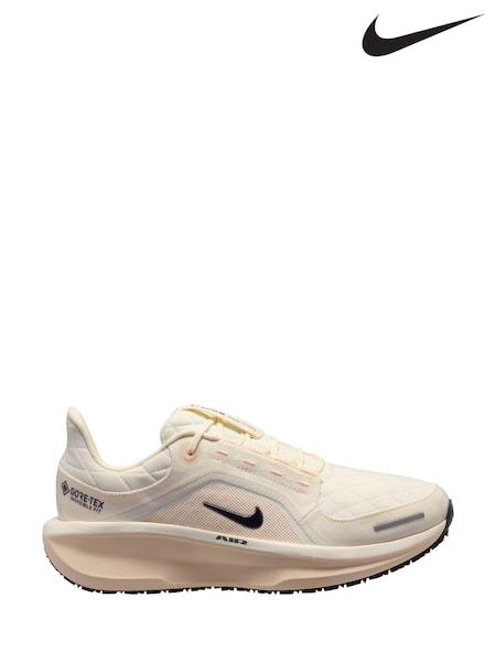 Nike Nude Winflo 11 GORETEX Weatherized Road Running Trainers (322401) | €172
