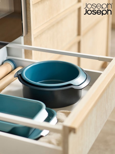Joseph Joseph Nest™ Bake Non-stick 2-piece Round Cake Tin Set